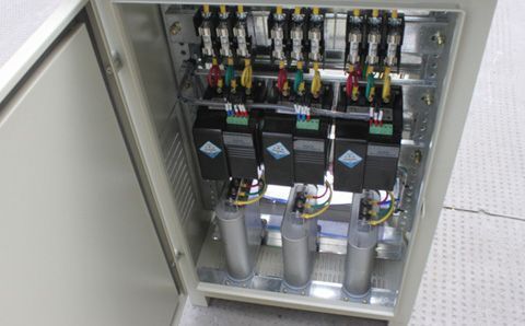 為什么大多數(shù)電力電容器的額定電壓會選擇450V或480V？